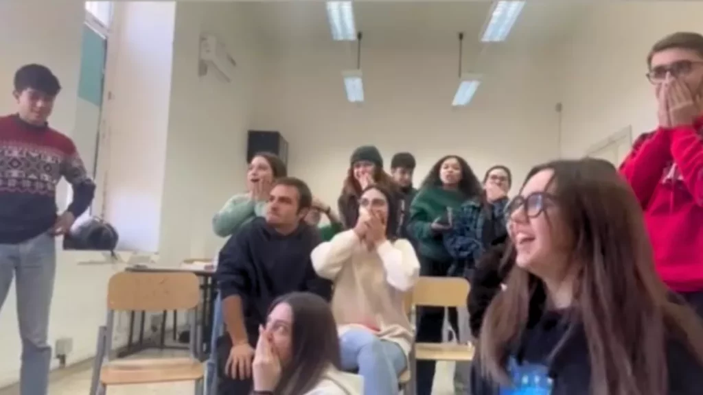 Emozioni e reazioni degli studenti di fronte alle prove di maturità 2024 20240130 221455