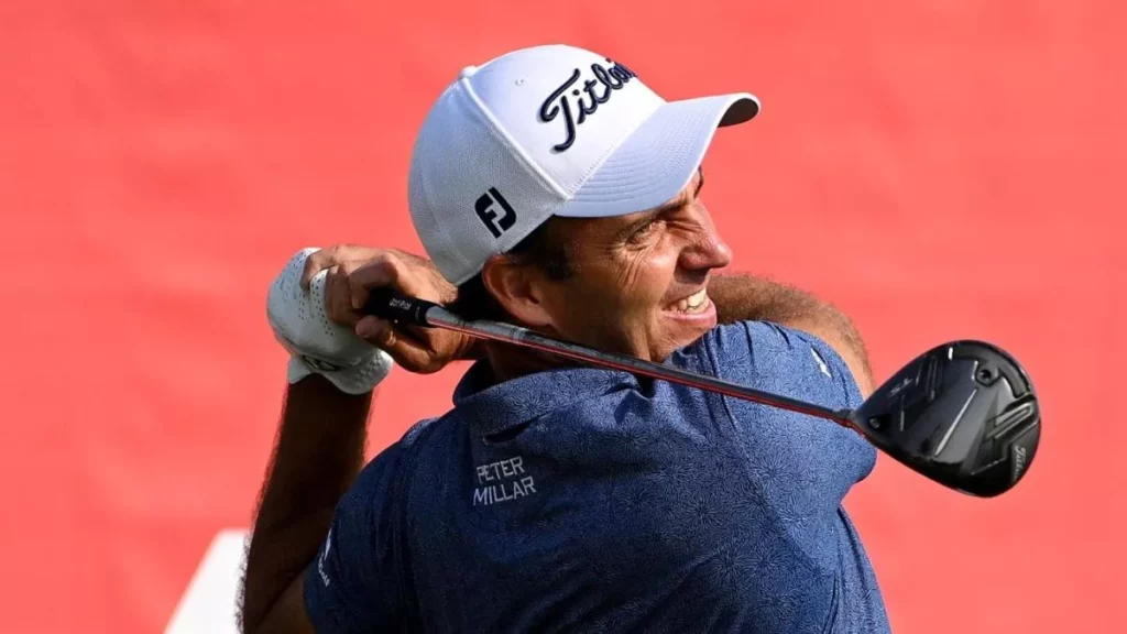 Italia in Primo Piano nel Golf del Bahrain, mentre la F1 Scalda i Motori 20240131 232531