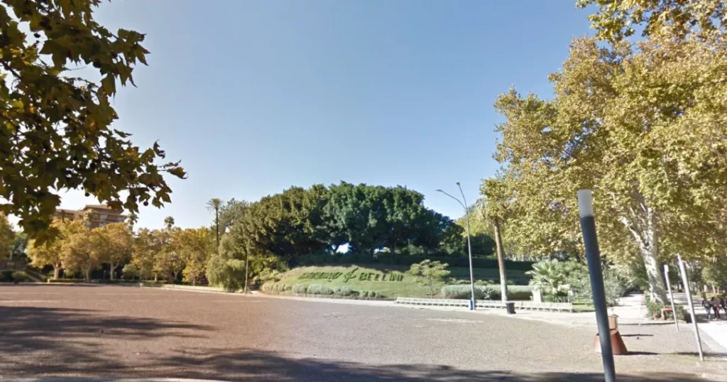 Violenza di gruppo su una 13enne a Catania: sconvolgente abuso nei giardini della Villa Bellini 20240203 154802 1
