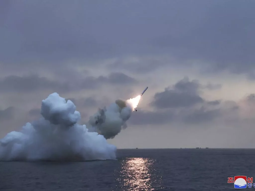 Lancio dei missili Pulhwasal-3-31: Nuovi jolly militari della Corea del Nord 20240204 200222