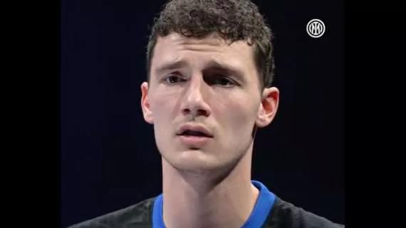 Benjamin Pavard: L’Orgoglio di Indossare la Maglia dell’Inter e la Passione per i Trofei 20240204 221009
