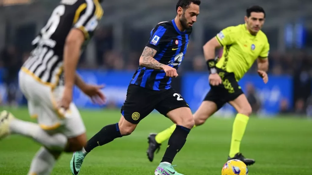 Il Trionfo di Hakan Calhanoglu: Verso il Primo Scudetto con l’Inter 20240205 073308 1