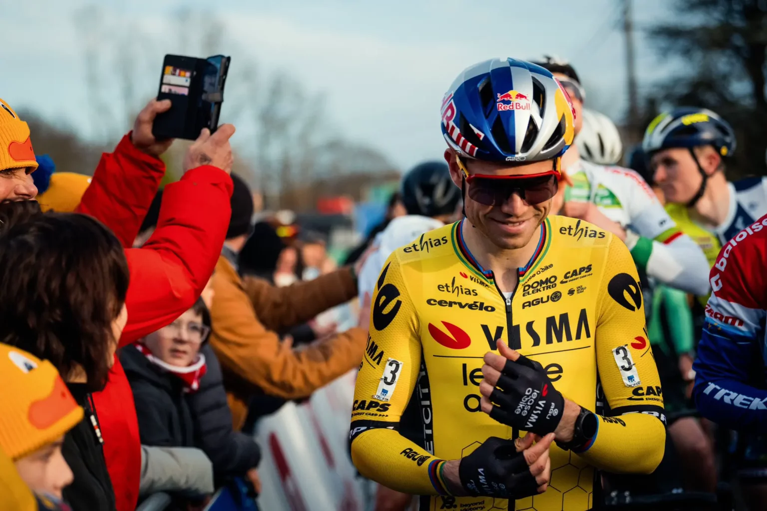 Red Bull nel ciclismo: Nuovi Orizzonti per lo Sport 20240205 194605