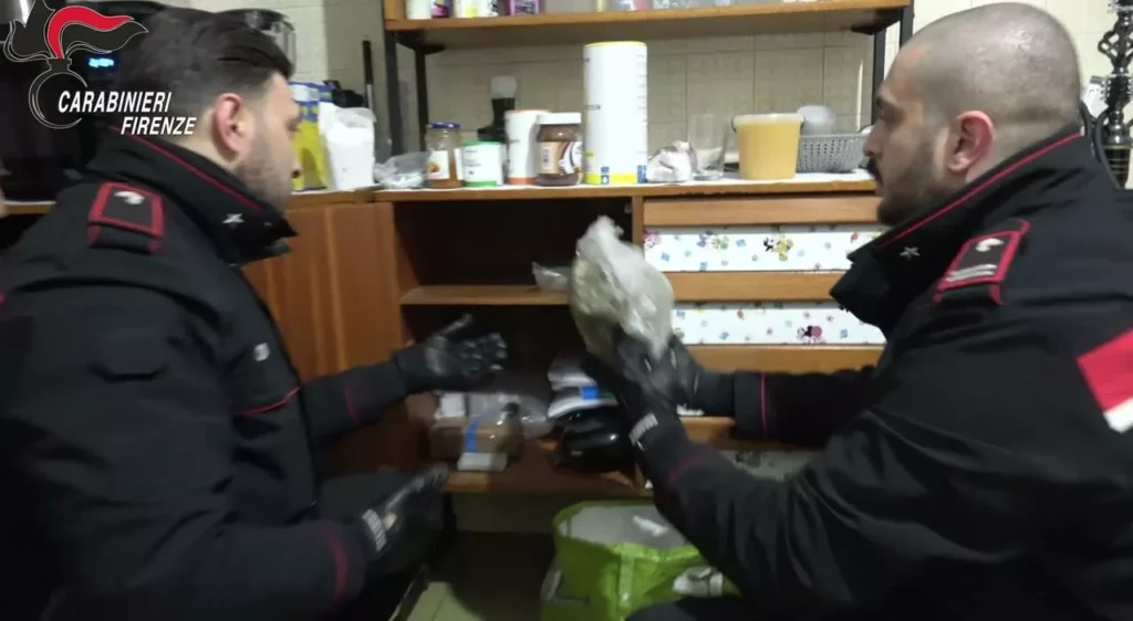 Gang albanese smantellata tra Perugia e Umbertide: Il traffico di droga e il maxi furto 20240207 055712