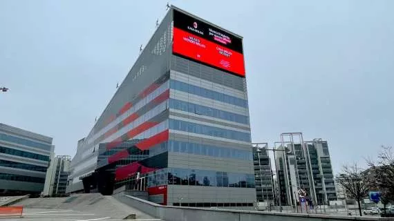 Mercato Milan: Possibile Ritorno di Chukwuemeka per il Centrocampo 20240208 042925