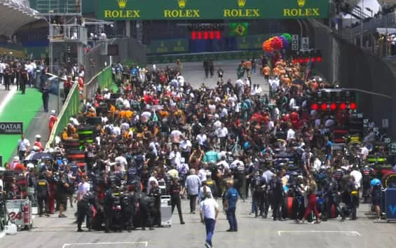 La F1 Commission approva modifiche per il Mondiale 2024: novità e sfide emozionanti in arrivo 20240208 103859