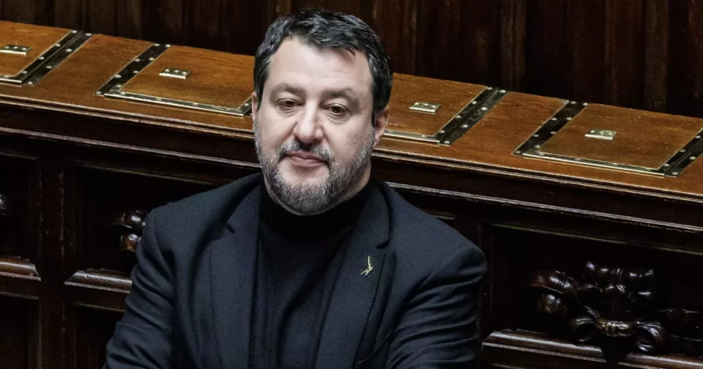 Matteo Salvini elogia i risultati positivi di Mps e sottolinea l’importanza di sostenere la Banca 20240208 205034
