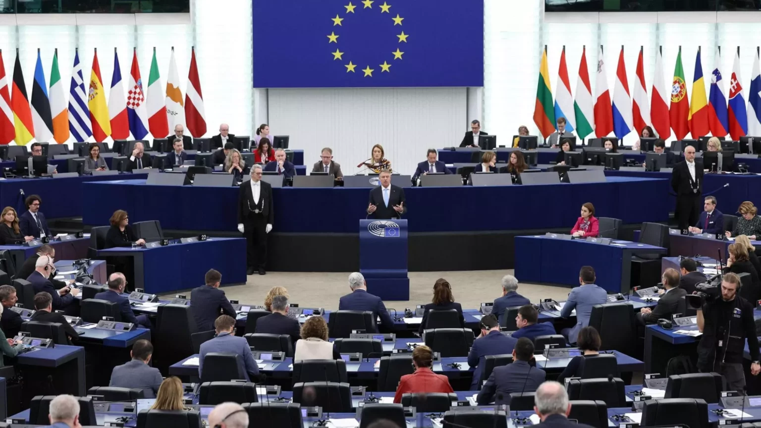 Europarlamento: Risoluzione di Condanna contro Mosca per Interferenza 20240210 090535