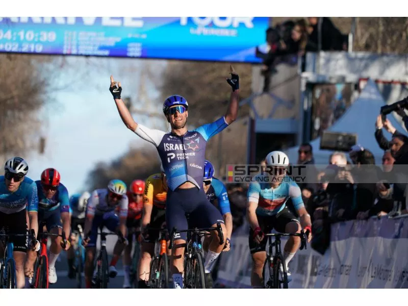 Tour de la Provence: Van Asbroeck trionfa nella terza tappa 20240211 163747