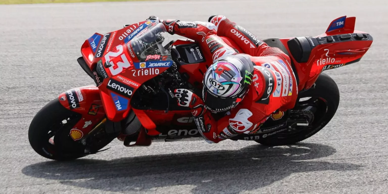 “Con questa moto si vola”. E Marquez arranca 20240211 181225