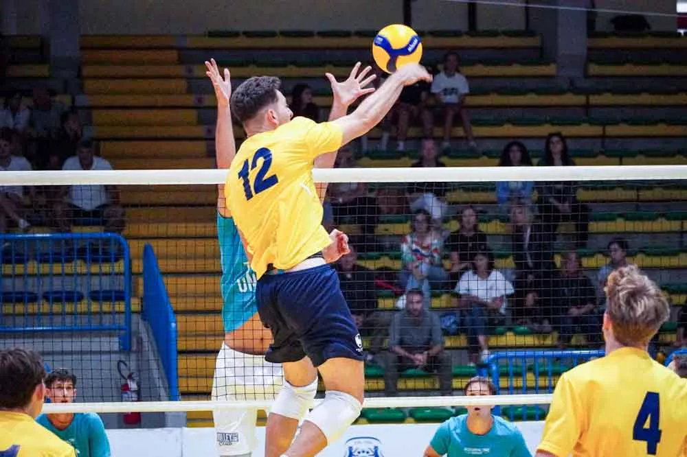 Belluno Volley trionfa contro Sarlux in tre set: dominio assoluto e prestazione impeccabile 20240211 182446