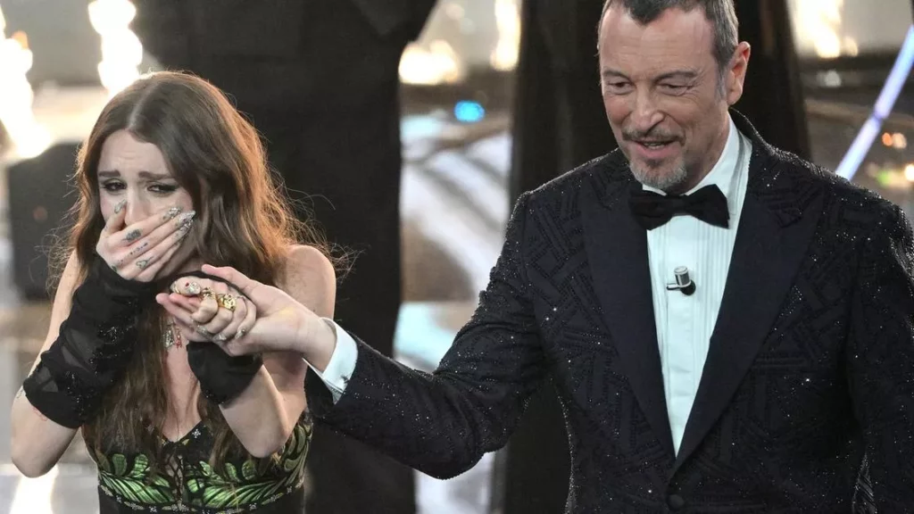 Angelina Mango trionfa a Sanremo 2024: Emozioni, talento e messaggi significativi 20240211 192112
