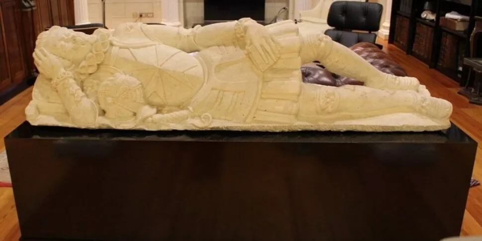 Il mistero della statua sparita: contese legali a Reggio 20240212 114443