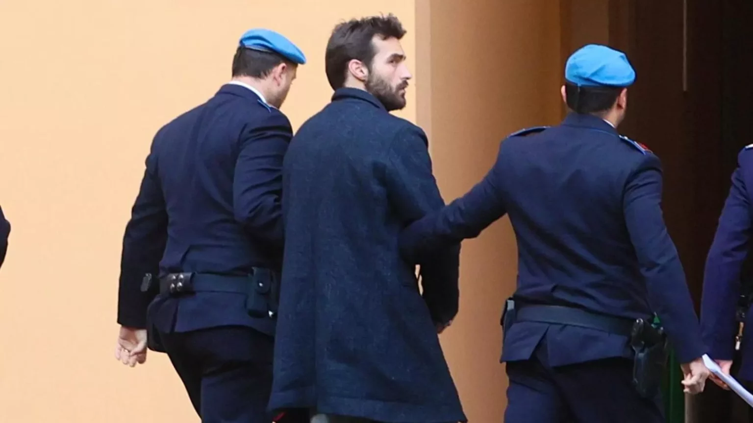 Ergastolo per Giovanni Padovani: Giustizia per Alessandra Matteuzzi 20240212 132140