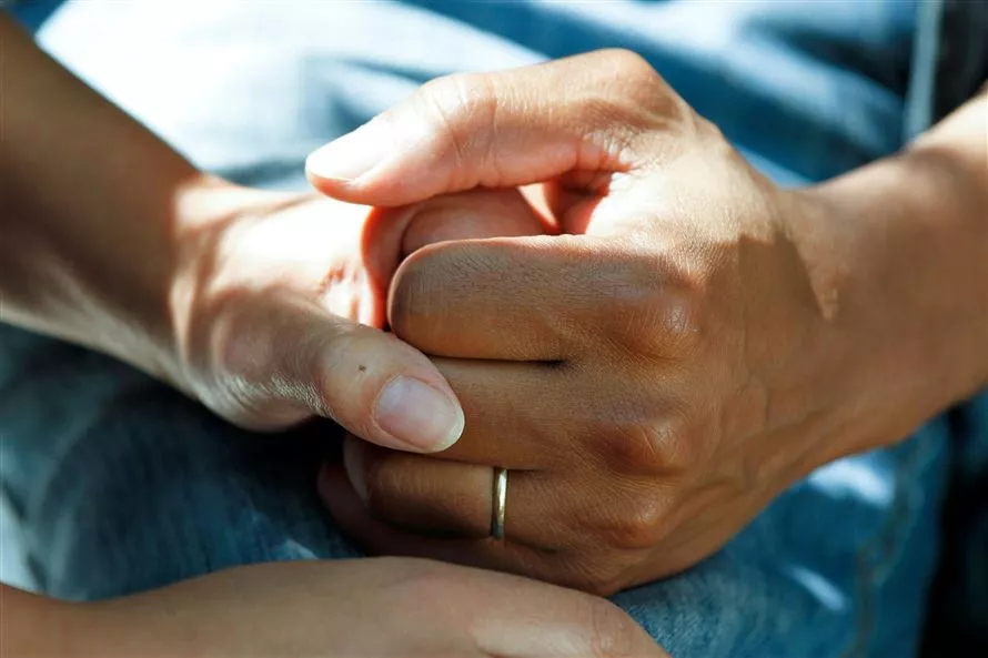Controversia sull’assistenza al suicidio: riflessioni critiche sull’iniziativa dell’Emilia-Romagna 20240215 041954
