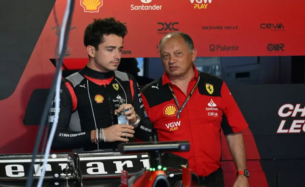 Ferrari: Analisi Prospettica di Sainz e Leclerc con un Occhio a Hamilton 20240217 050140