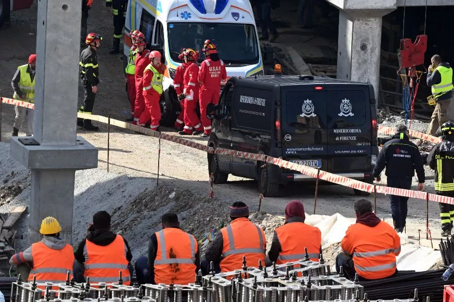 Tragedia a Firenze: Crollo Mortale sul Cantiere Esselunga 20240217 161432 1