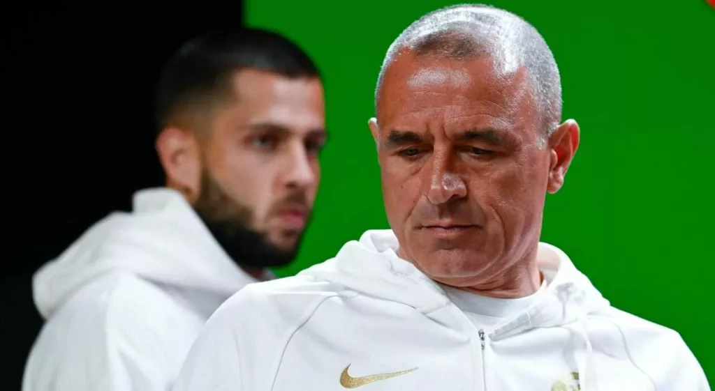 Francesco Calzona: La Storia dell’Allenatore del Napoli 20240220 073313