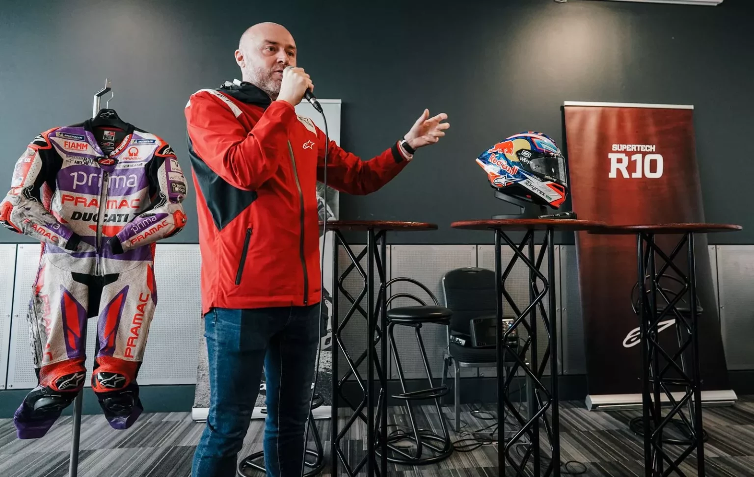 Alpinestars Supertech S-R10: Il Casco Top per la MotoGP di Jorge Martin 20240220 122601