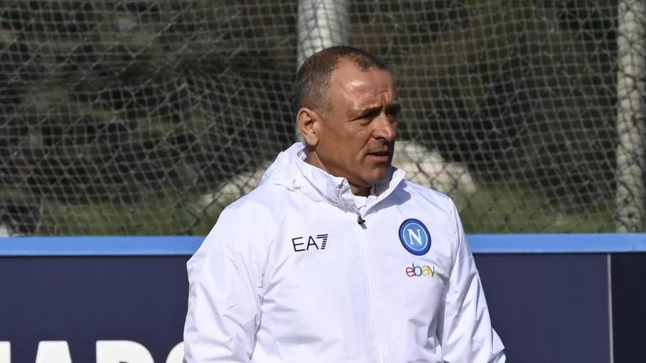 Francesco Calzona: Una Nuova Sfida per il Napoli 20240221 062026