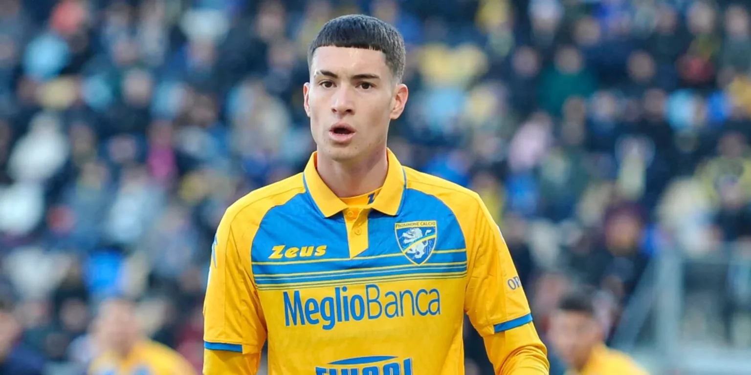Il talento di Michael Olise nel calcio: tra nazionali e club di elite 20240221 104901