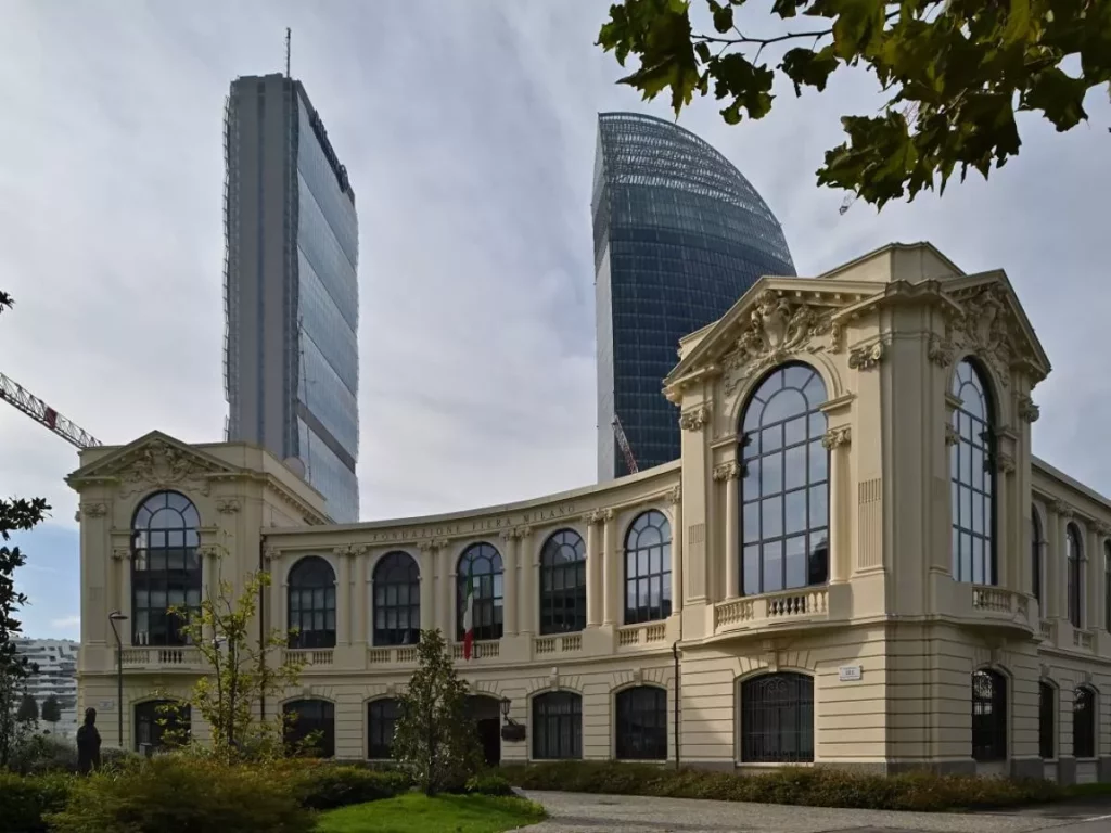 Scopri CityLife: Passeggiate urbane tra storia e modernità a Milano 20240221 210851