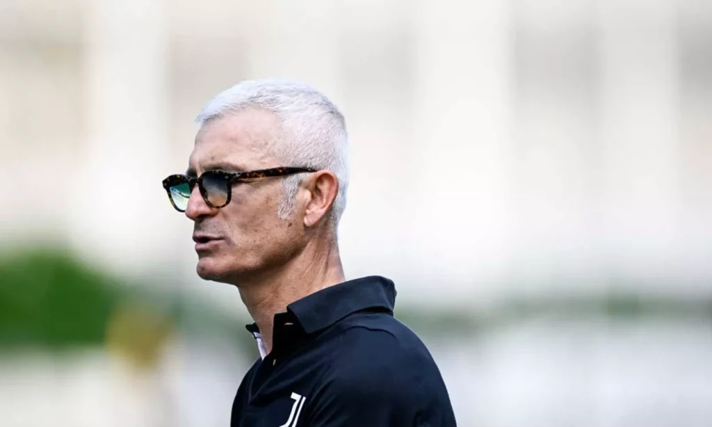 Juventus: Momento Critico, Suggerimenti di Ravanelli per Affrontare le Sfide con Determinazione 20240225 134323
