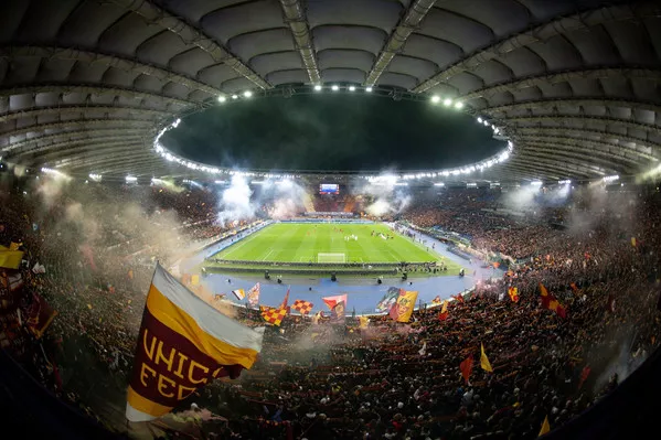 Daniele De Rossi: dalla gloria del campo all’eccellenza in panchina Daniele De Rossi: dalla gloria del campo all’eccellenza in panchina