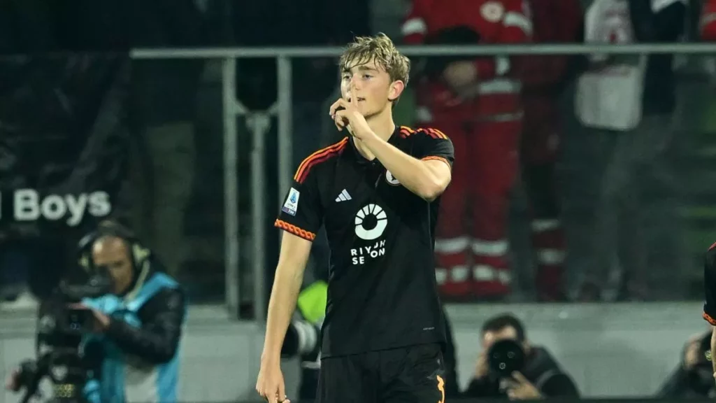 Dean Huijsen: Il Nuovo Talento Spagnolo che Sogna la Nazionale Dean Huijsen: Il Nuovo Talento Spagnolo che Sogna la Nazionale