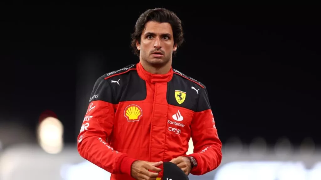 Il Futuro Incerto di Carlos Sainz: Tra Addii Inaspettati e Nuove Sfide nella Formula 1