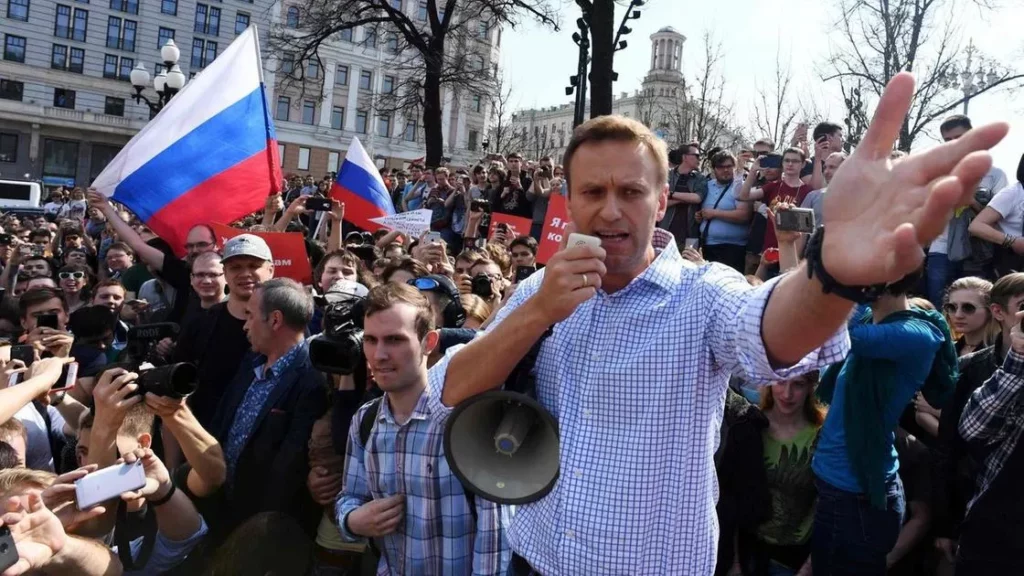 La verità su Navalny: lotta per giustizia e trasparenza La verità su Navalny: lotta per giustizia e trasparenza