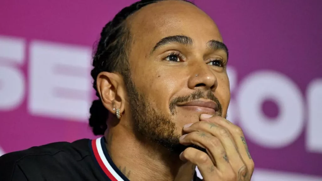 Lewis Hamilton: Il Futuro alla Ferrari nel 2025 – Una Svolta Epocale
