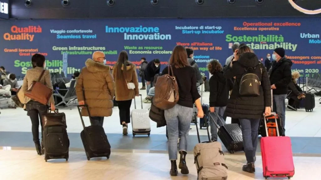 Passaporti in Italia: lunghe attese e complicazioni burocratiche 20240302 091954