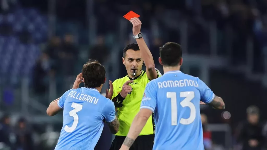 Arbitri allo sbando: Errori e conseguenze nelle partite di Lazio-Milan e Torino-Fiorentina 20240303 182407