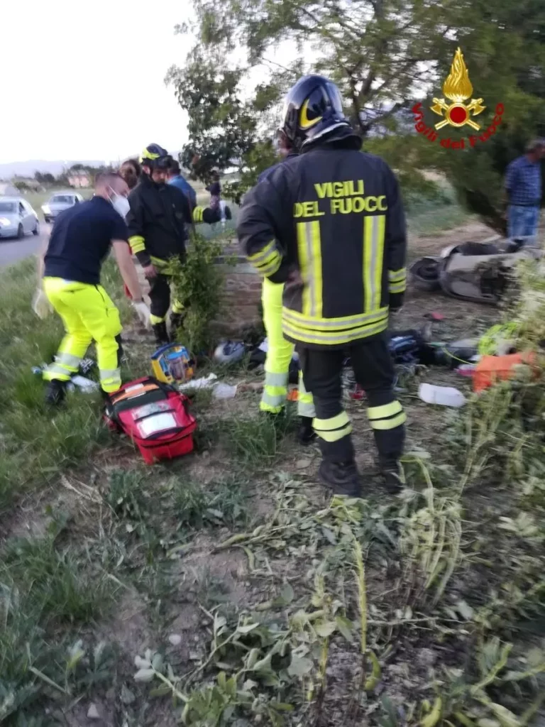Tragedia a Agliana: giovane di 28 anni perde la vita in un incidente stradale 20240304 062948