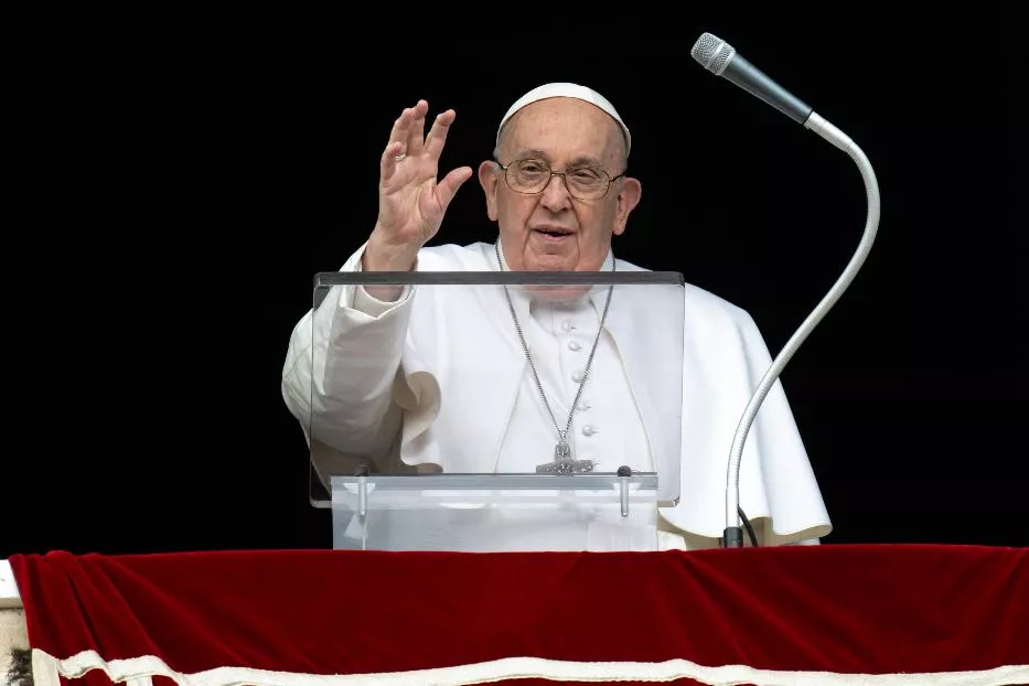 Papa Francesco: Appello per la Pace e la Fraternità nel Medio Oriente 20240304 074629