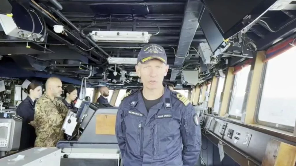 Il coraggio del capitano Andrea Quondamatteo nel difendere la nave e l’equipaggio 20240304 091510