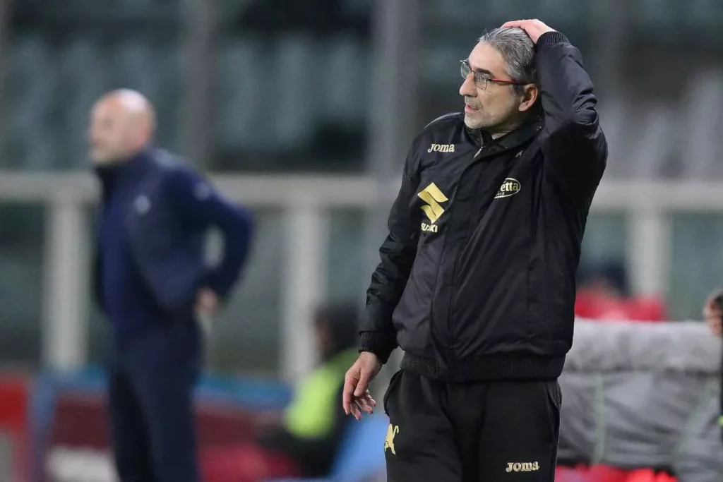 Espulsioni e Difficoltà: Le Sfide del Torino Dopo il Match Contro la Fiorentina 20240304 092519 1
