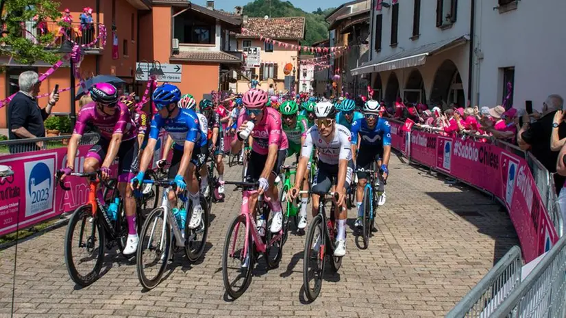 Il Giro d’Italia 2024: Una Tappa Epica e Inaspettata a Brescia 20240304 123114 1