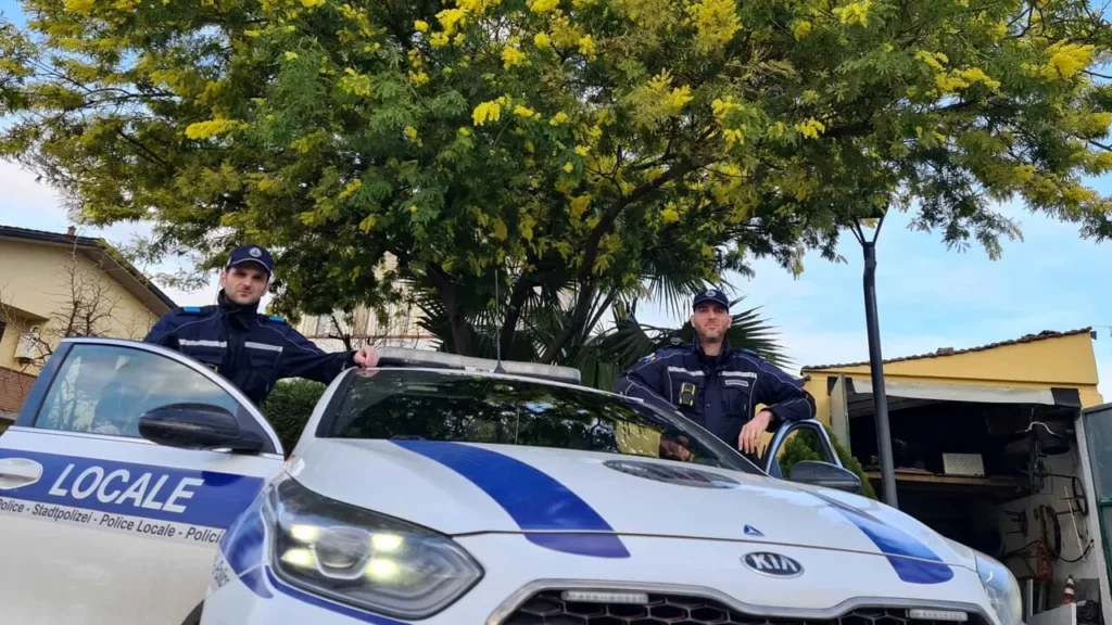 Contrasti alla Vendita Abusiva di Mimose a Ravenna: Intensificati i Controlli 20240309 014546