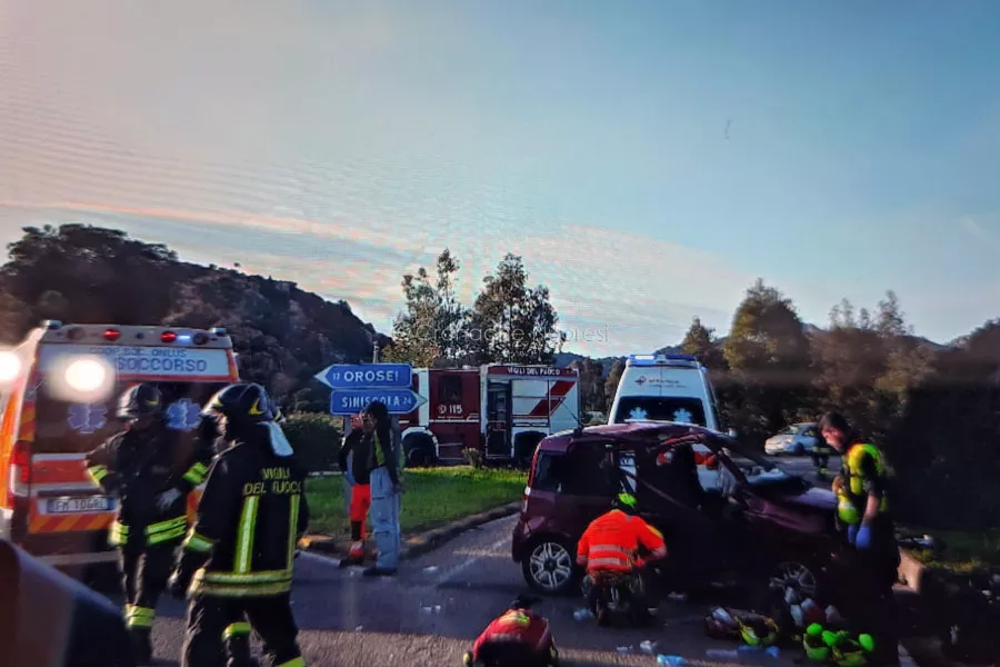 Tragedia sulla Statale 125: Bimbo di 4 Mesi Muore in Incidente tra Fiat Panda e Volkswagen Golf 20240318 182856 1