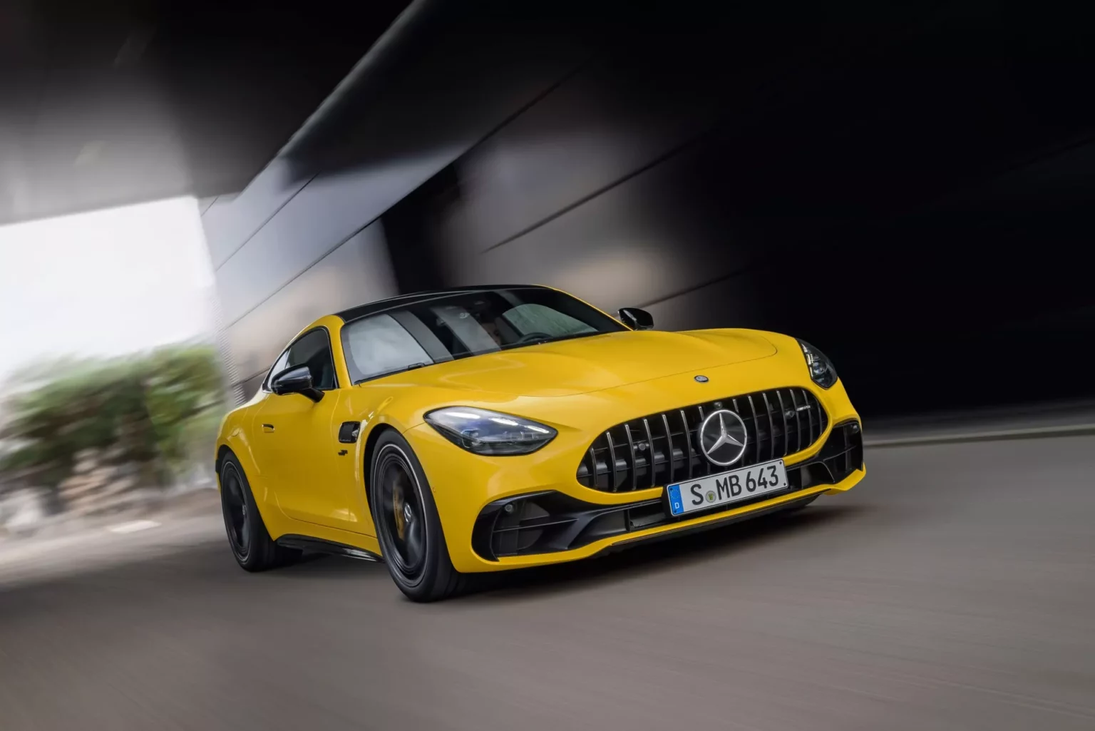 Mercedes-AMG GT 43: Accessibile e Sportiva – La Nuova Entrata nel Mondo delle Coupé 20240319 142655