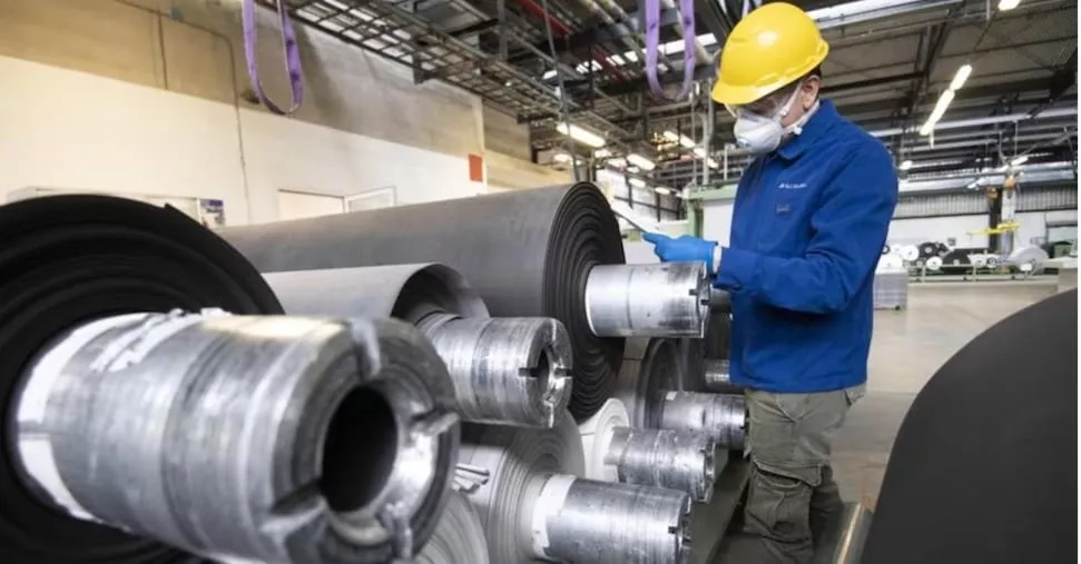 Produzione industriale in calo a gennaio: solo l’alimentare in controtendenza 20240320 102439