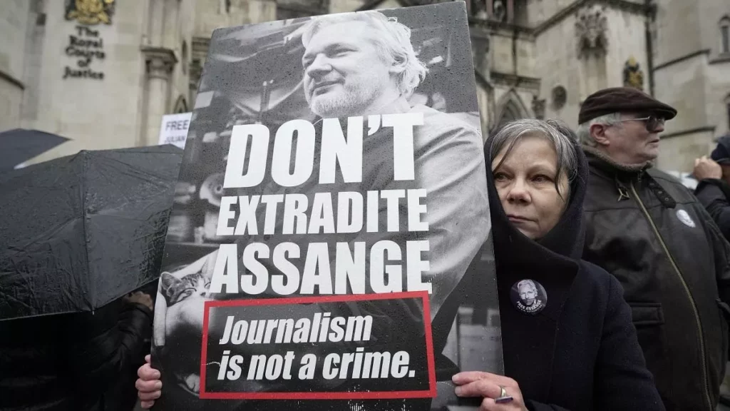 Julian Assange: sospensione estradizione e garanzie giudiziarie 20240326 142742 1