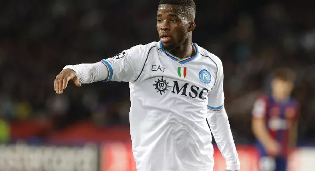 Il Napoli decide di non riscattare Traore: nuovi scenari nel mercato calcistico 20240402 085958