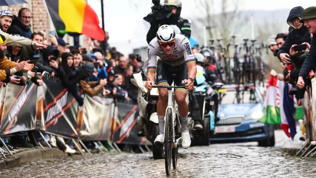 Trionfo di Mathieu Van der Poel al Giro delle Fiandre: una prestazione memorabile 20240402 090002 1