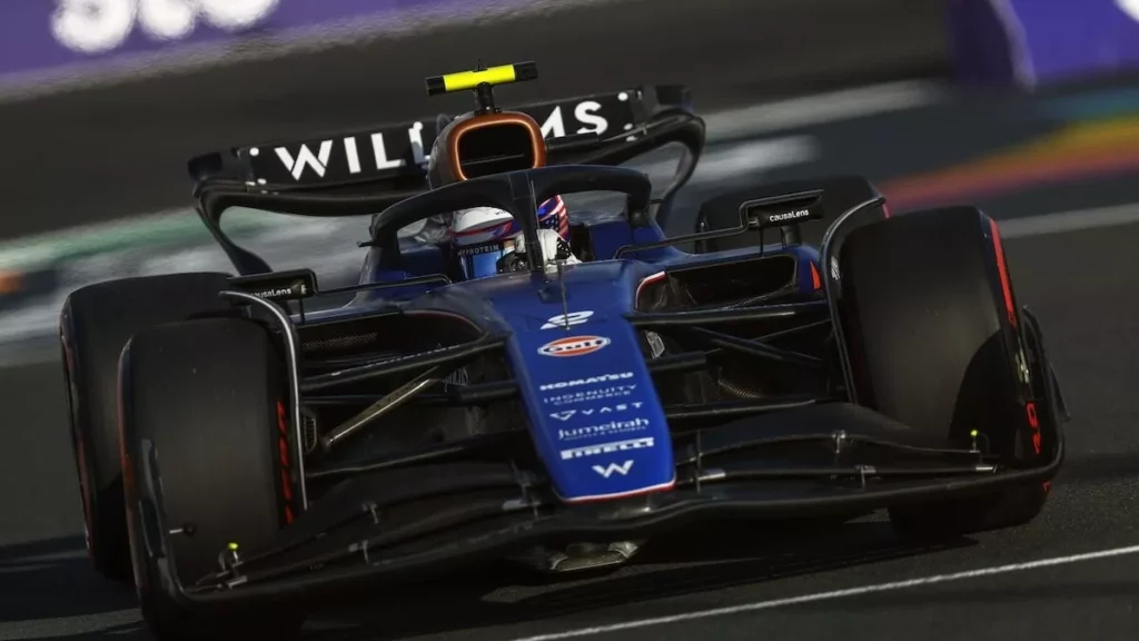 Williams sfida logistica in Giappone: la mancanza di un telaio di riserva mette alla prova la determinazione della squadra 20240402 090024