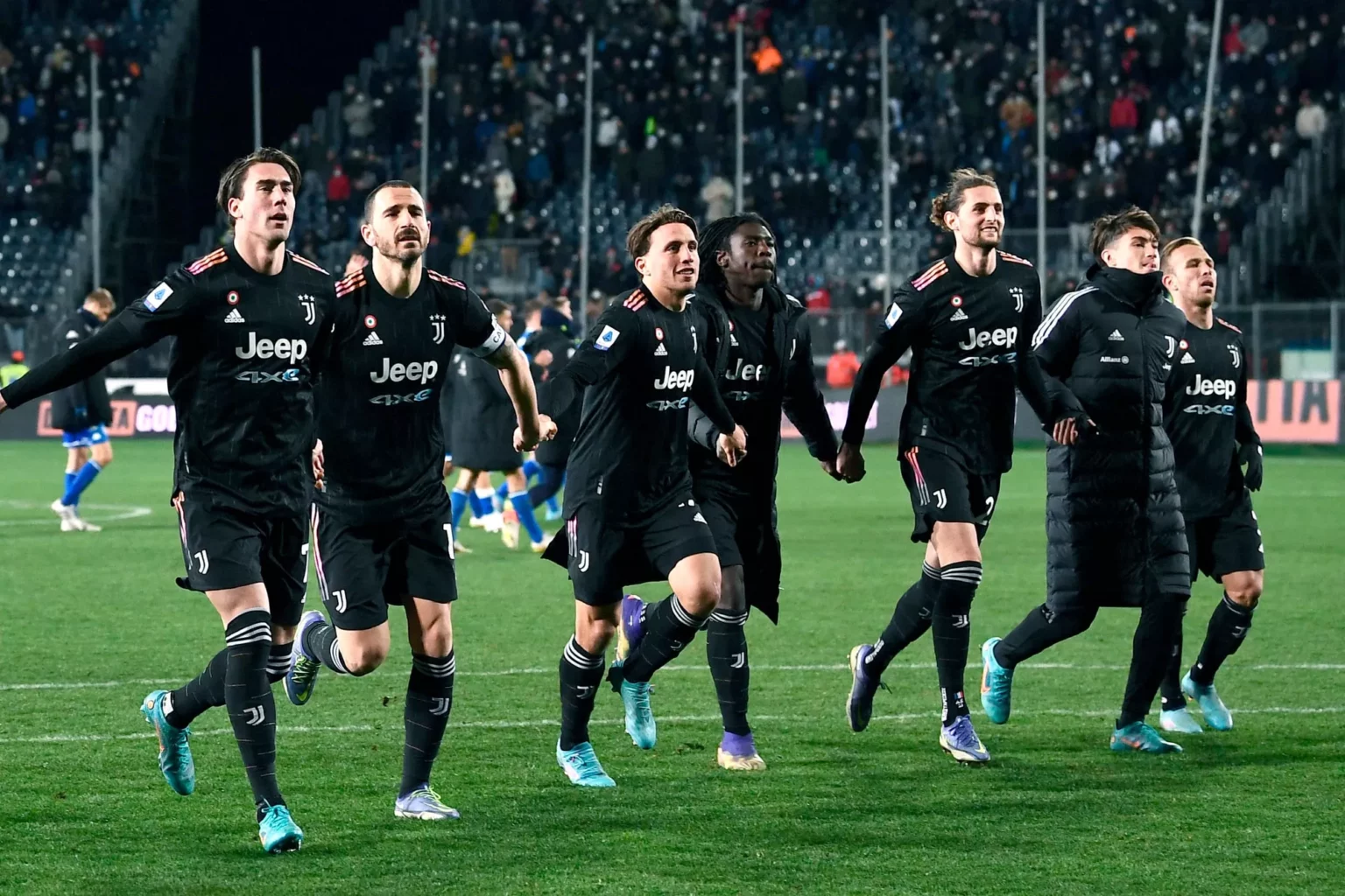 La Juventus: sfide e strategie oltre il campo di gioco 20240402 145238
