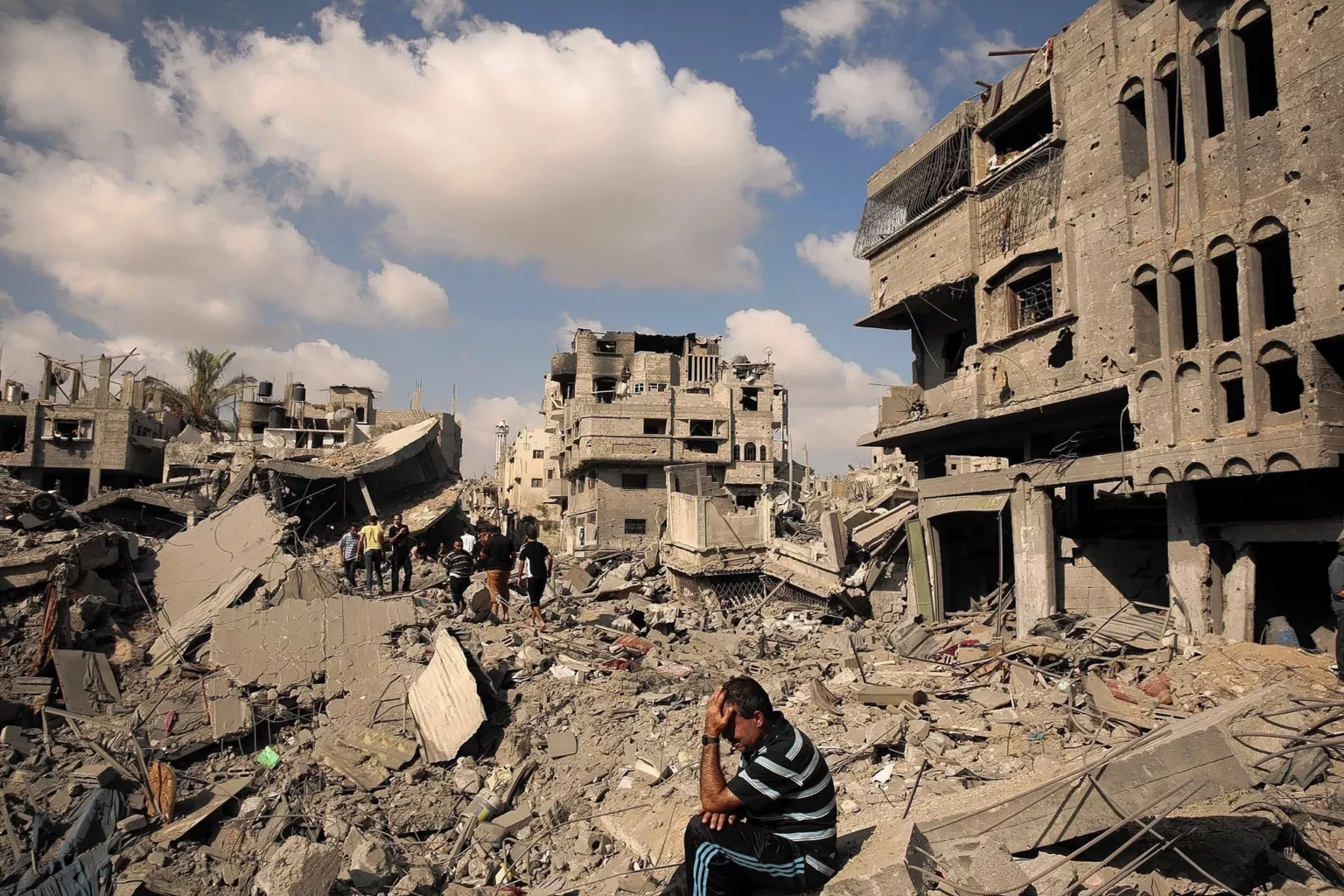 Tragedia in Gaza: Raid Israele colpisce convoglio umanitario, 7 morti 20240403 023241 1