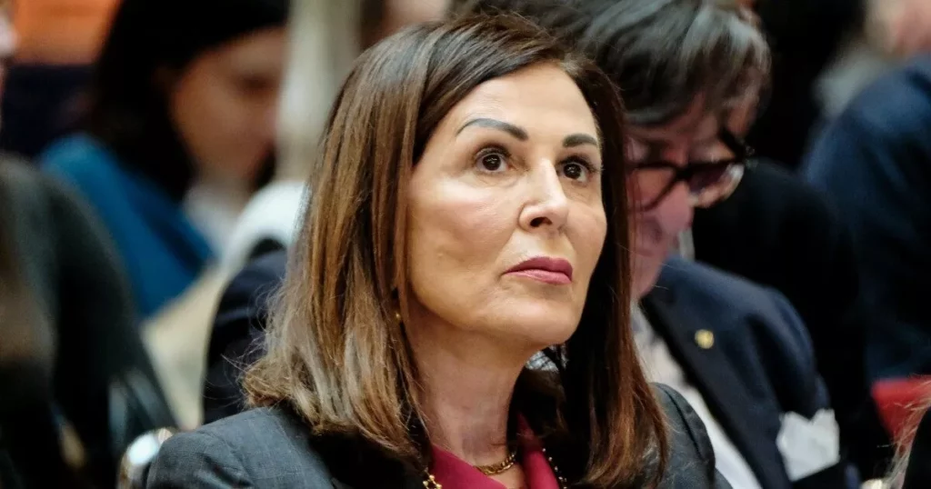 La Camera respinge la mozione di sfiducia contro la ministra Santanché: polemiche e tensioni nella politica italiana 20240404 112322